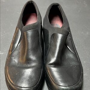 Black Leather Women’s Merrell Slip-On Shoes